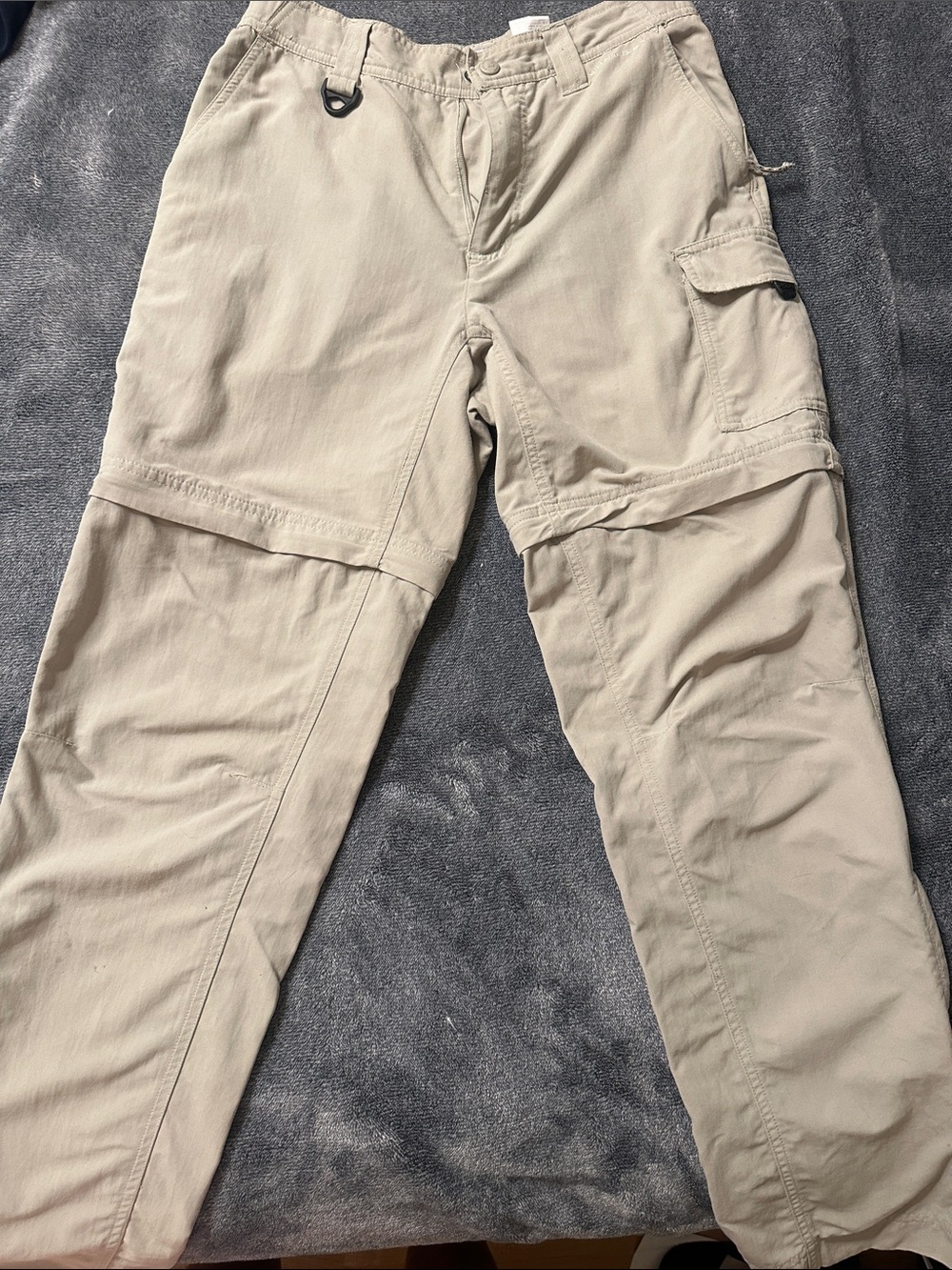 Women’s Convertible Cargo Pants in Light Khaki